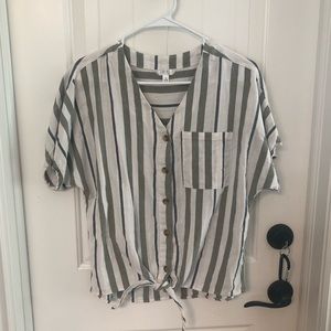 Striped oversized crop tie front button up